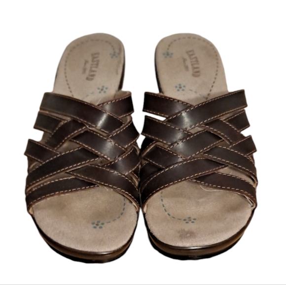 Eastland Sandals - Picture 2 of 6
